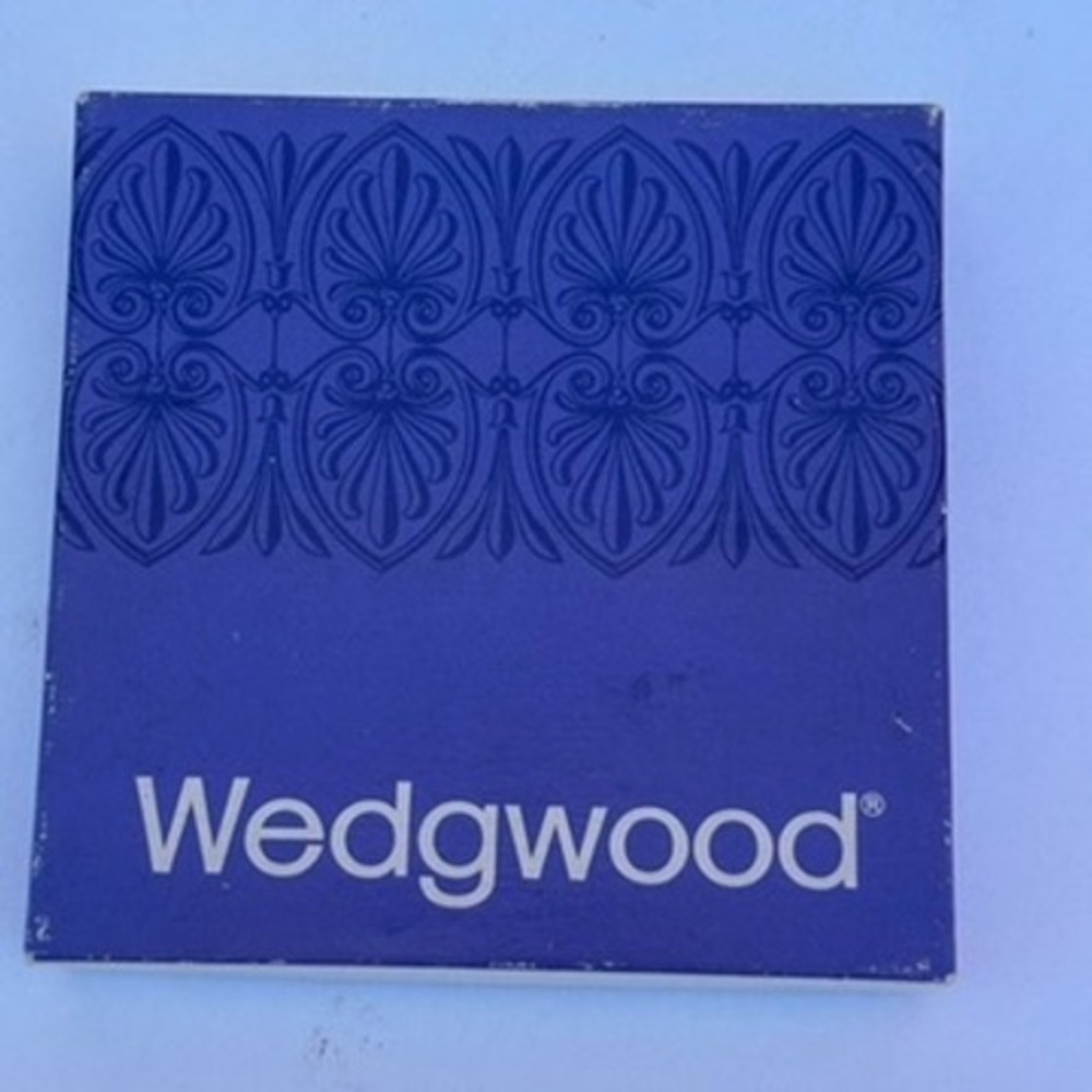 Wedgwood Jasperware Winston Churchill Round Tray Portland Blue J1000 England - Picture 8 of 9